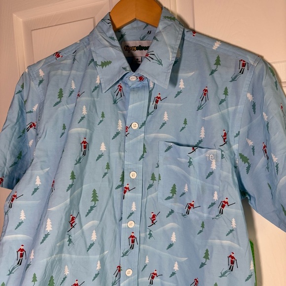 NEW Tipsy Elves Hawaiian Shirt Men's Small Christmas in July Santa Skiing Blue - Picture 4 of 10